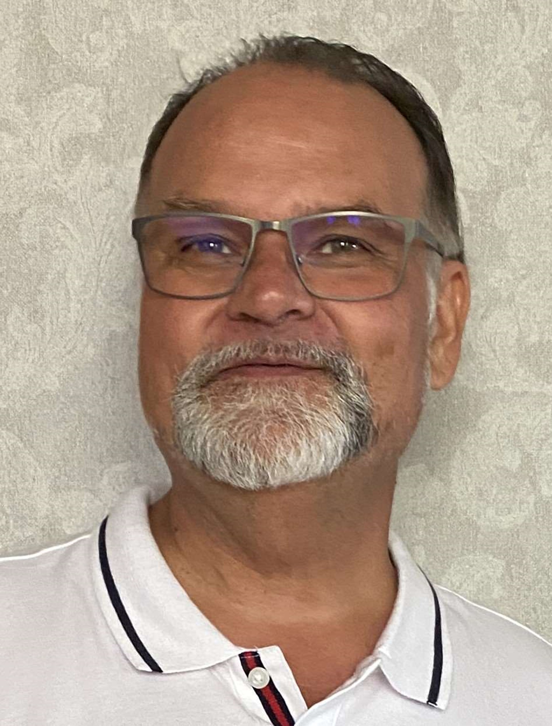 Alexander Decker-Weimer