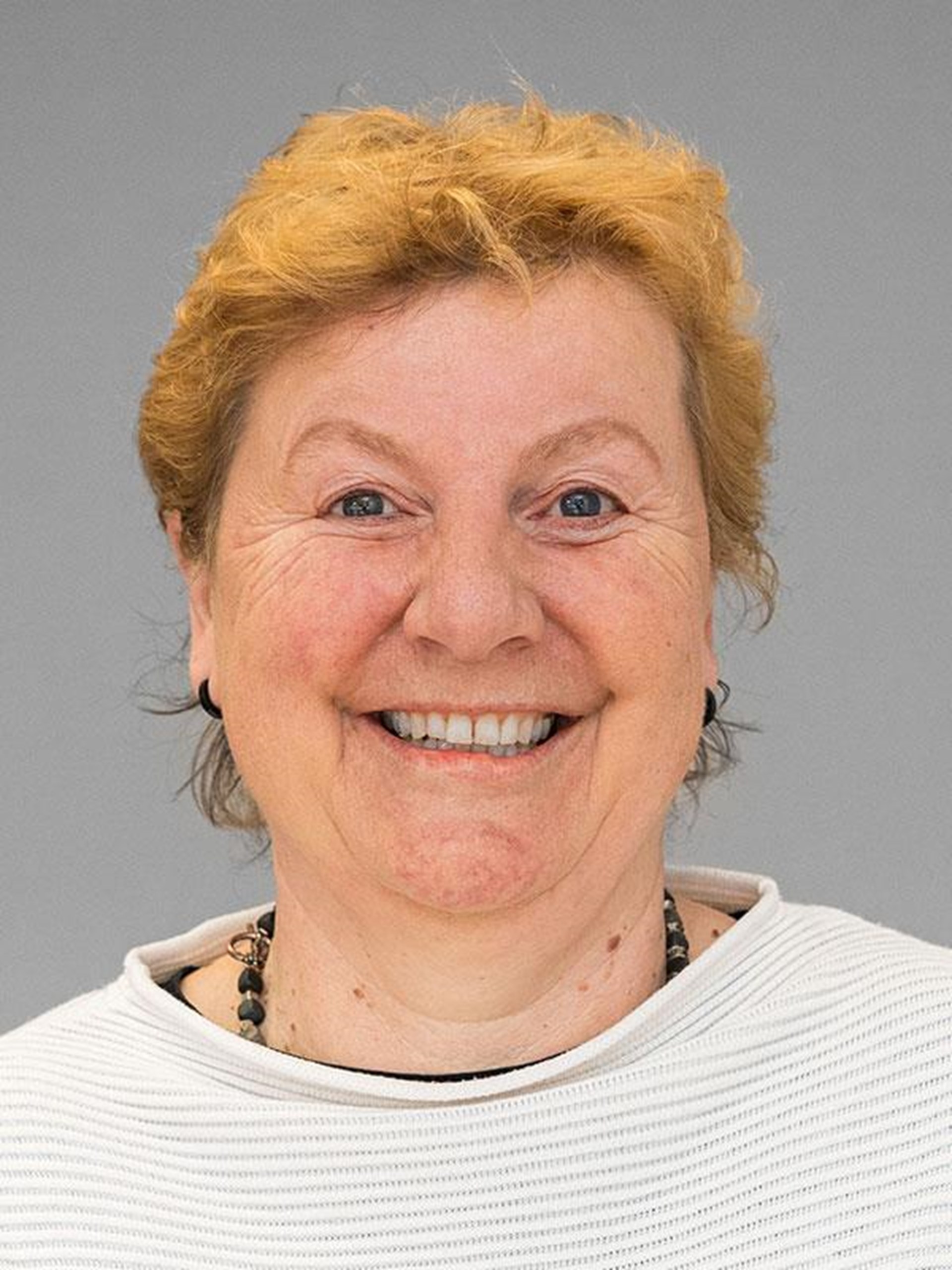 Porträt von Beate Harfmann